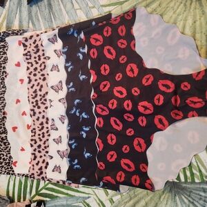 Multicolor Patterned Scarf with Lips and Butterflies NWOT